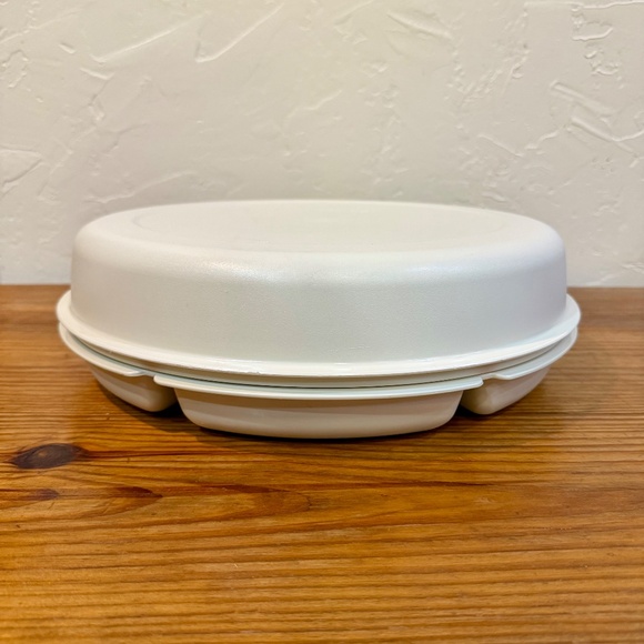 Vintage White Tupperware Relish Tray with Lid & Center Dip Bowl - Picture 10 of 14